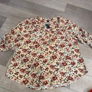 Torrid Womens Floral Print 3/4 Sleeve Blouse Size 3X 100% Lightweight Cream Pink